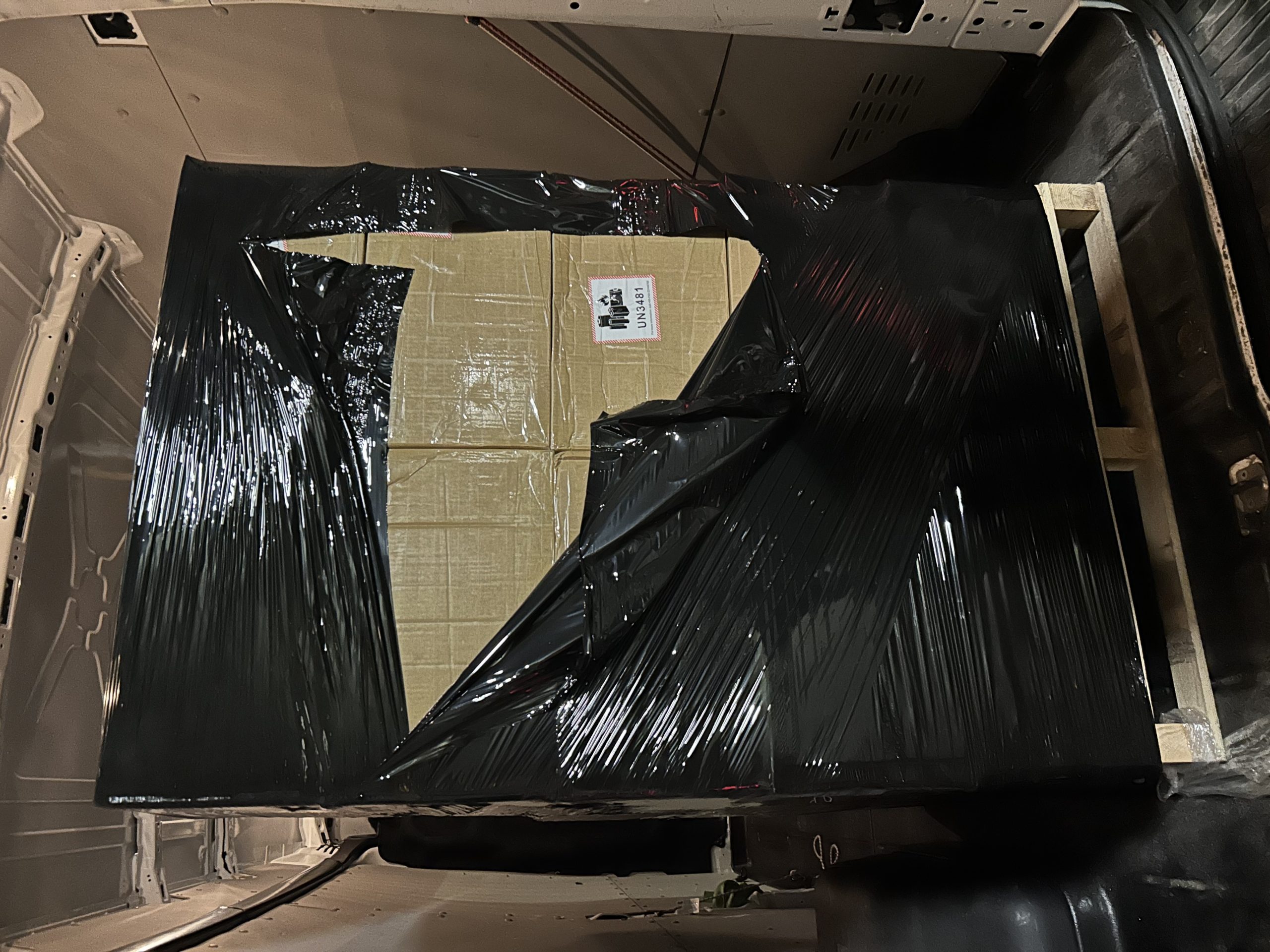 Festgestellte E-Zigaretten ohne Steuerbanderolen. Die gefundenen E-Zigaretten ohne Steuerbanderolen. Foto: Copyright Hauptzollamt Rosenheim