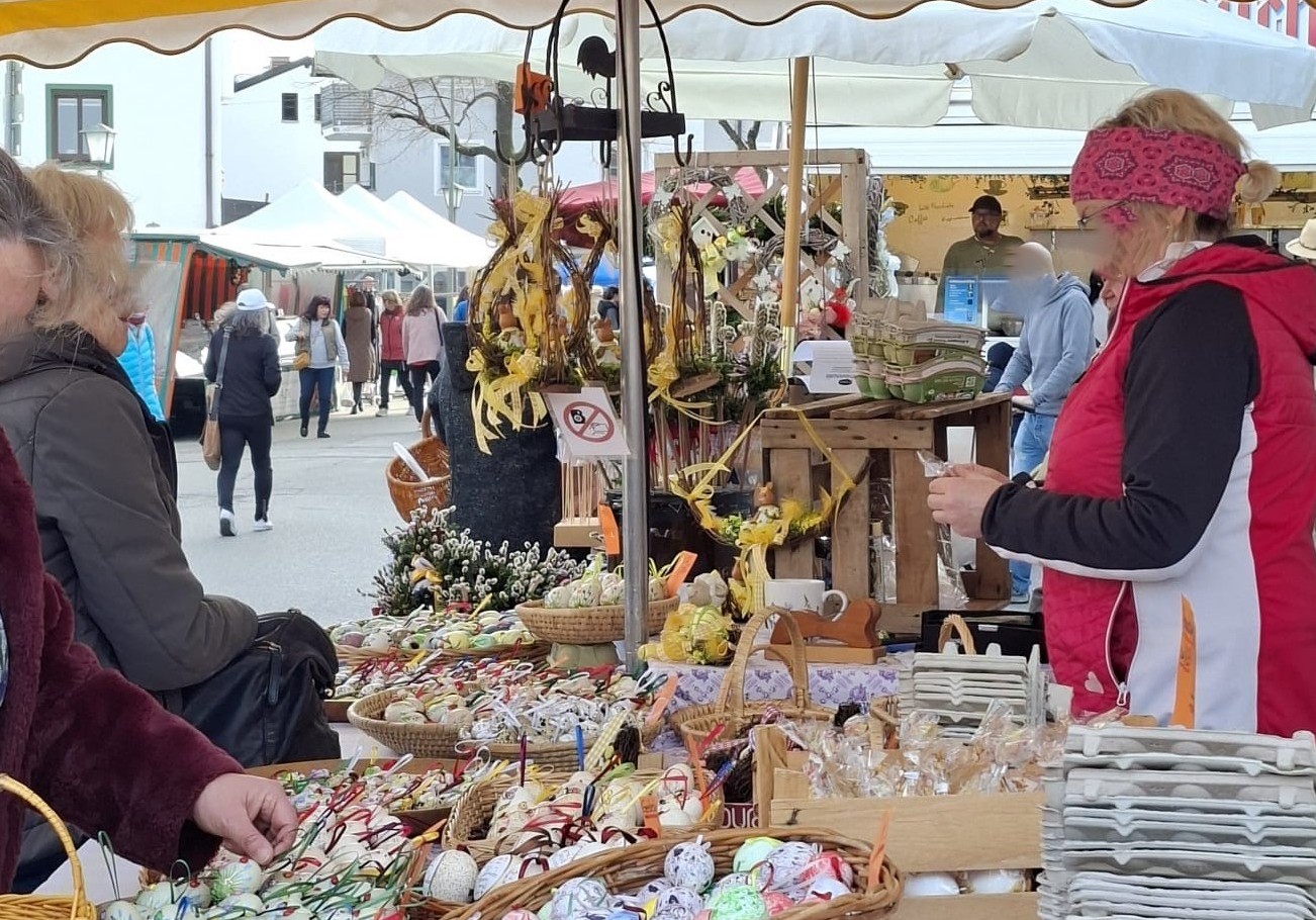 2026-03-07 Pressebild 03 Mittfastenmarkt ©Markt Prien a. Chiemsee, L.M. Markttag in Prien. Archiv Markt Prien am Chiemsee