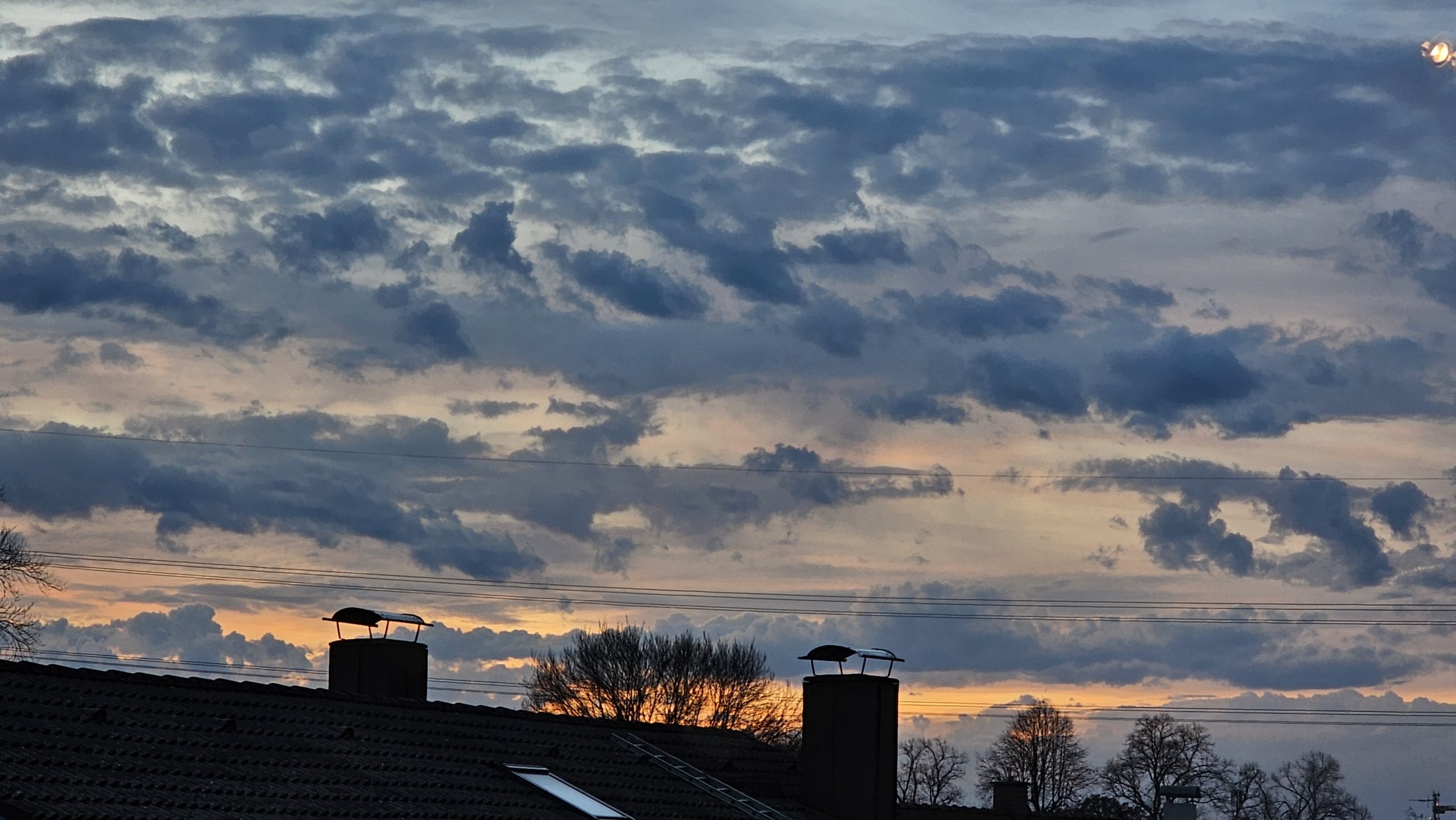Sonnenuntergang Sonnenuntergang über Rosenheim. Copyright Josefa Staudhammer