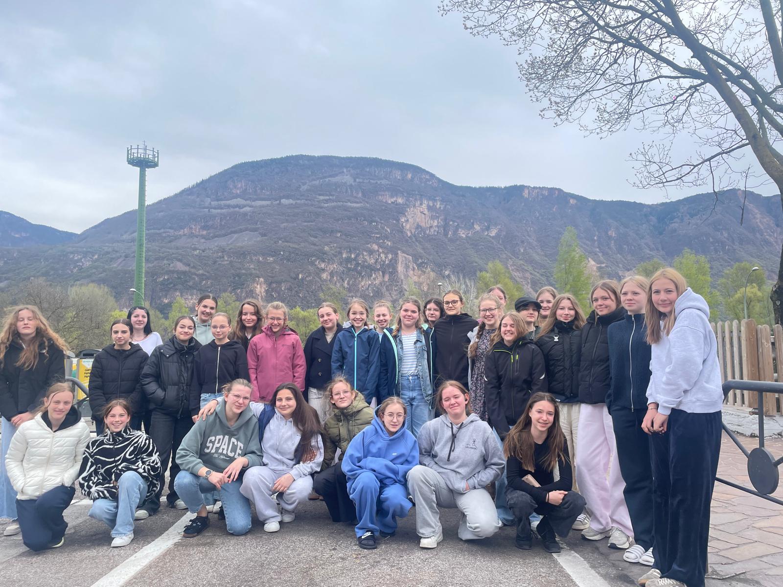 26-04-07 MRS Schülerinnenaustausch Schülerinnen der Mädchenrealschule Rosenheim erlebten schönte Tage am Gardasee. Foto. MRS