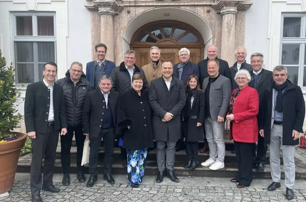 Treffen der Landräte am Chiemsee: Finanzen, Sicherheit und Reformen im Fokus
