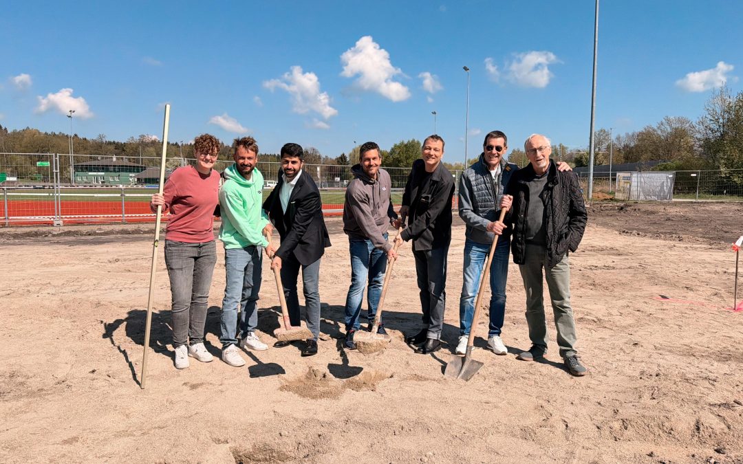 Spatenstich für neue Padelanlage beim Sportbund DJK Rosenheim – Start für Trendsport-Projekt