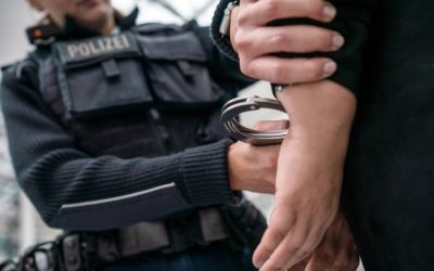Bundespolizei nimmt international gesuchten Straftäter am Flughafen München fest