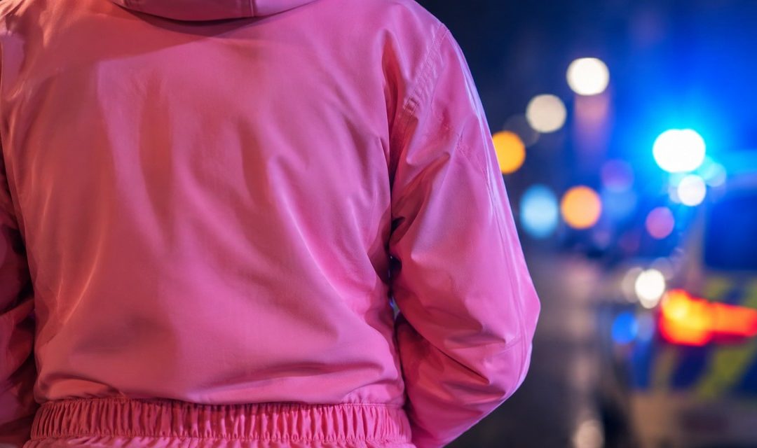 Rosa Jogginganzug sorgt für Polizeieinsatz in Rosenheim