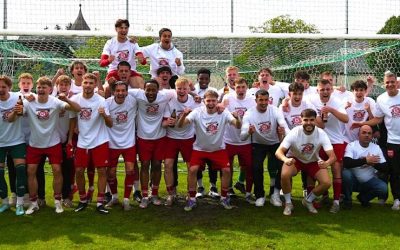 TSV 1860 Rosenheim feiert Meisterschaft nach Last-Minute-Ausgleich in Grünwald