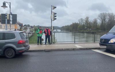 ACE-Kontrollen im Chiemseer Land: Handy am Steuer bleibt Risiko  im Straßenverkehr