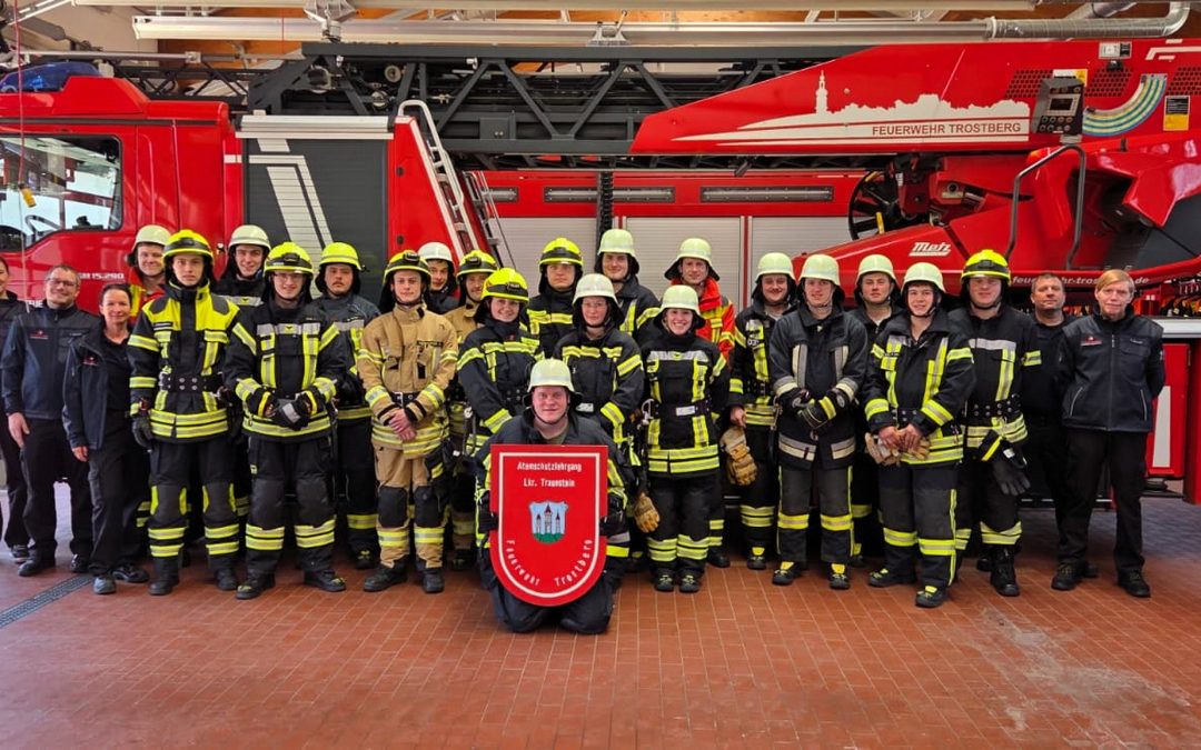 Landkreis Traunstein: 41 neue Atemschutzgeräteträger für die Feuerwehren ausgebildet