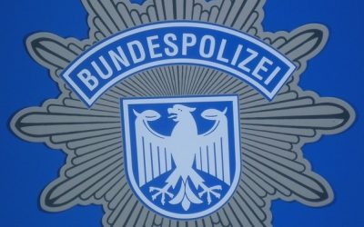 Kiefersfelden: 15-jährige bei Grenzkontrolle entdeckt – europaweit gesucht