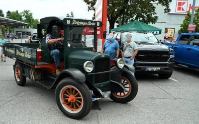 V8-Treffen im Rosenheimer Aicherpark: Ein Sonntag voller Motorenkult