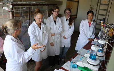 MINR-EC-Regionalforum an der TH Rosenheim: Schüler blicken in Technik-Berufe