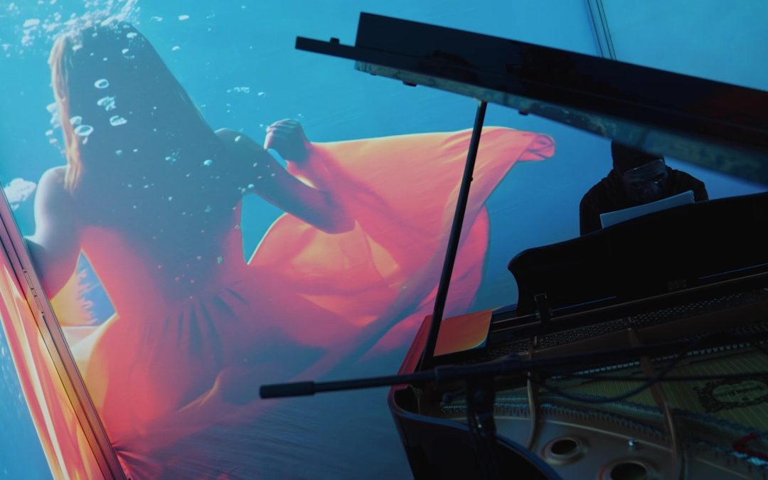Pianist „Stranger“ beendet „Aktion 9.09“ mit Konzert in Prien