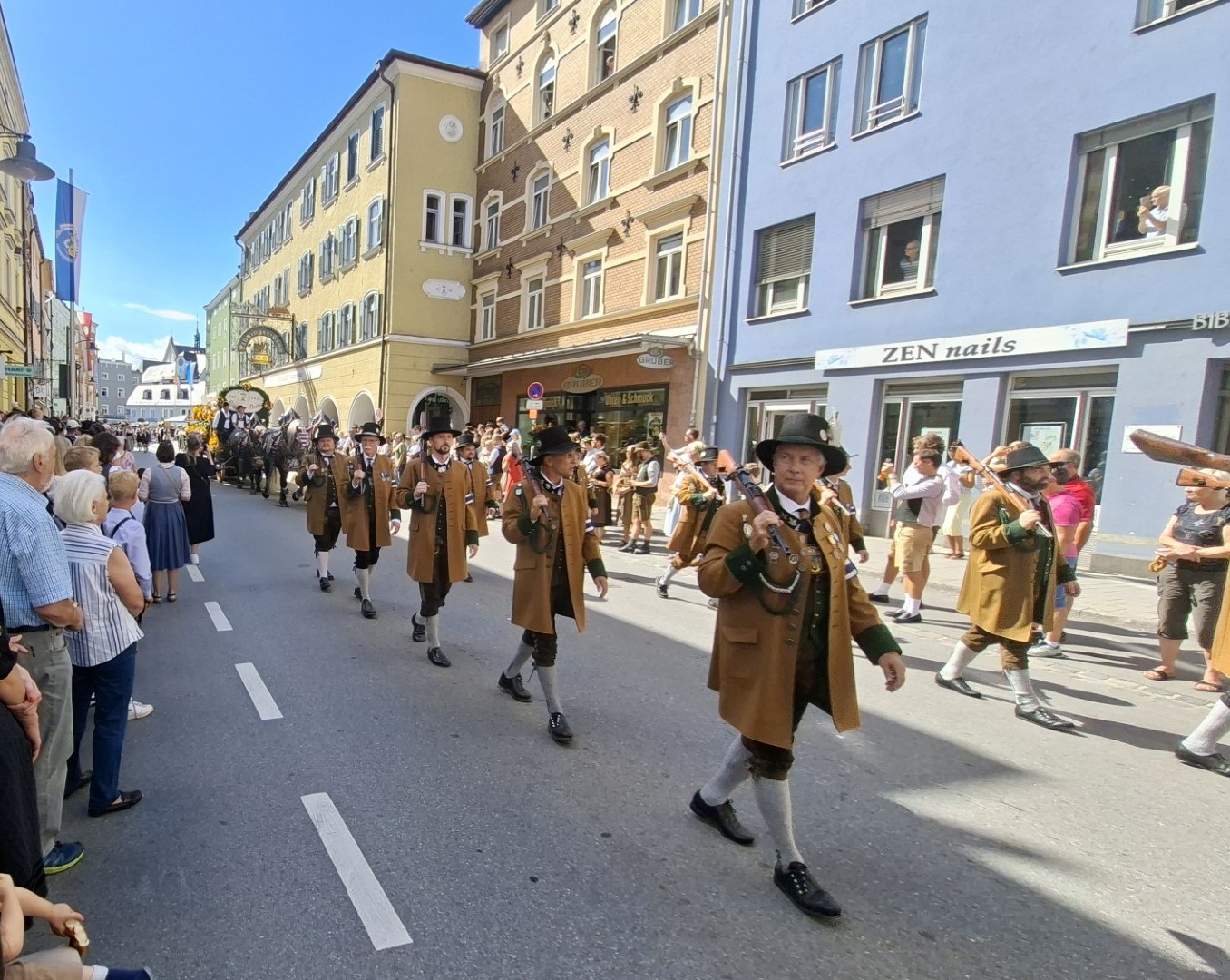 31b296ce-e7e0-49ff-8cfe-b7d97cfbfc0f Herbstfest Rosenheim Einzug 2026. Fotos: Innpuls.me
