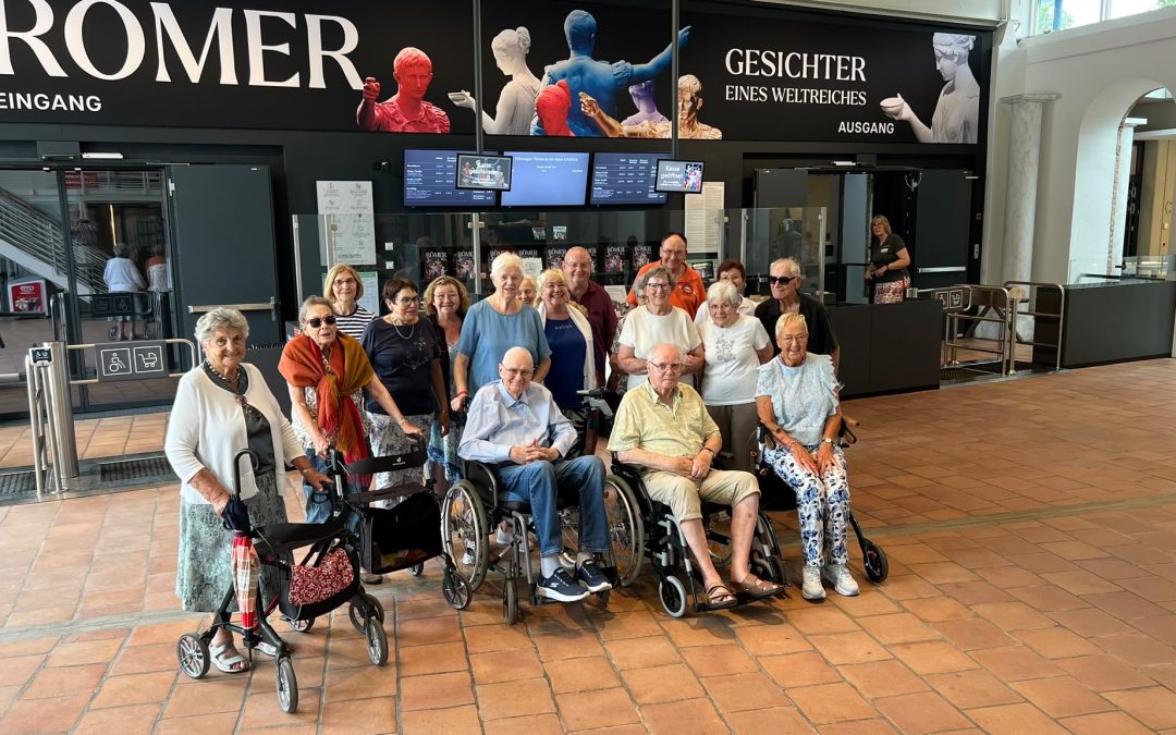 Rosenheimer Senioren besuchen Römerausstellung im Lokschuppen