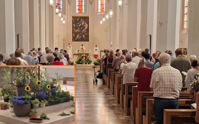 Mariä Himmelfahrt in Rosenheim: Kräuterbuschen in St. Nikolaus gesegnet