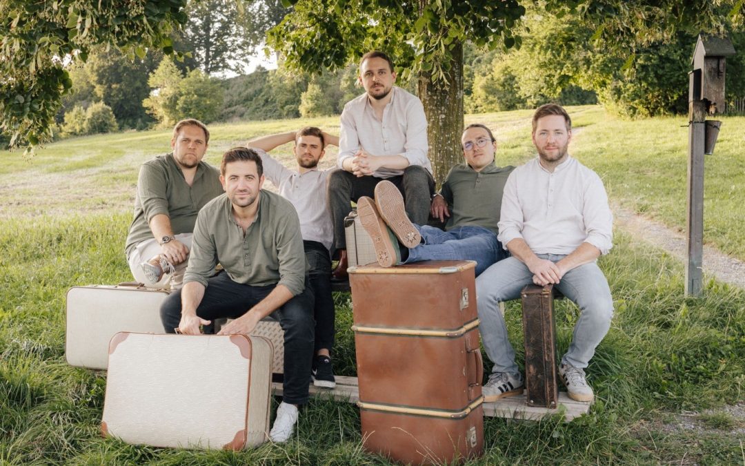 Kultur im Park in Bad Aibling: Strawanza bringt handgemachte Mundartmusik auf die Bühne