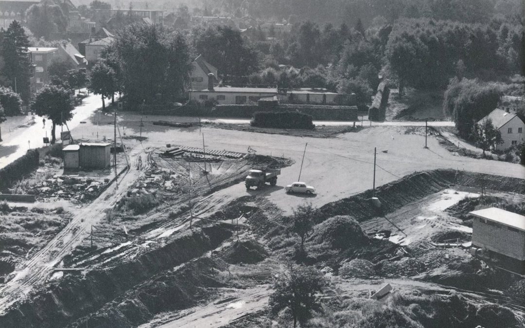 Eine Kraterlandschaft mitten in Rosenheim: Innsbrucker Straße 1970