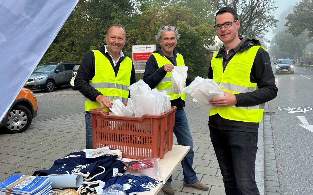 Brezen-Aktion für Radfahrer in der Küpferlingstraße