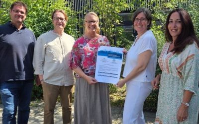 Realschule Bruckmühl schließt sechste Bildungspartnerschaft