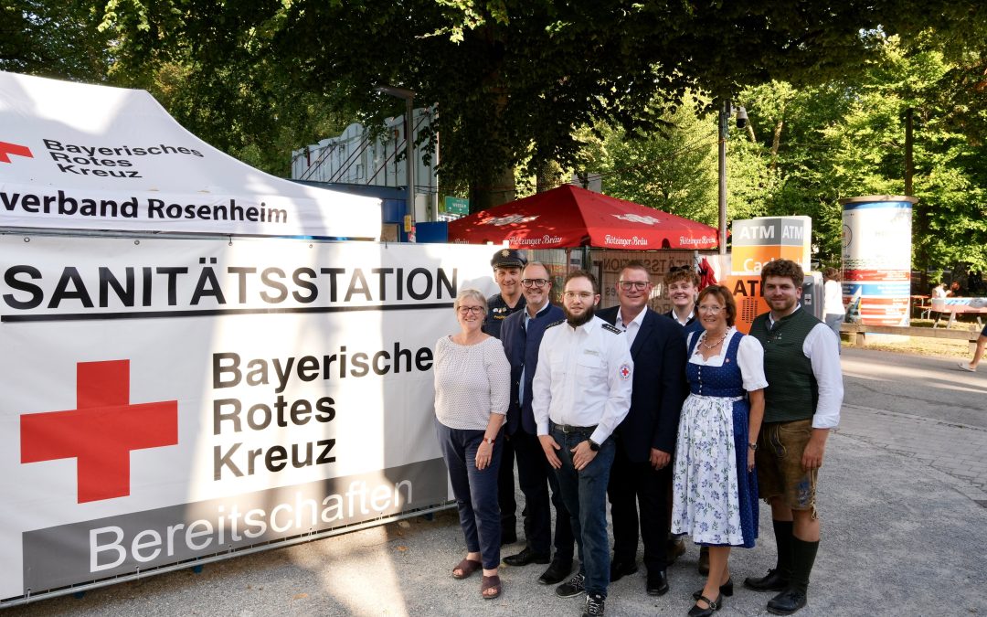 Wiesn-Notizen: SPD-Delegation besucht BRK-Wiesnwache