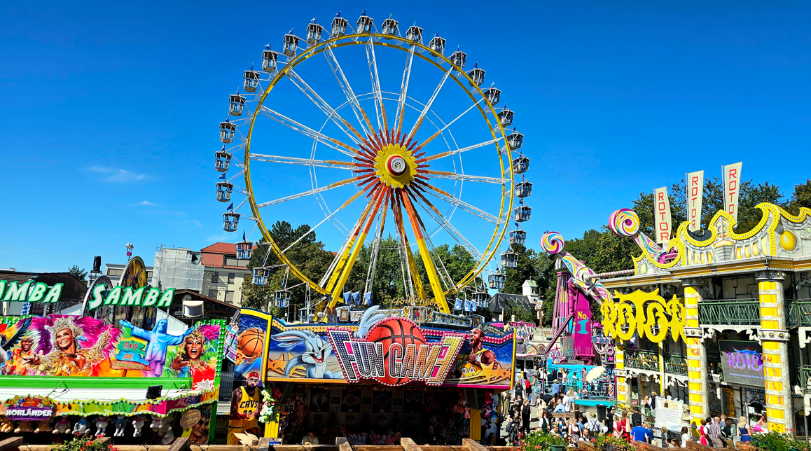 Herbsfest Rosenheim Herbstfest Rosenheim fotografiert vom Tatzelwurm aus. Foto: Copyright Josefa Staudhammer