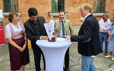 TSV 1860 Rosenheim schreibt Tennisgeschichte – Empfang vor dem Rathaus