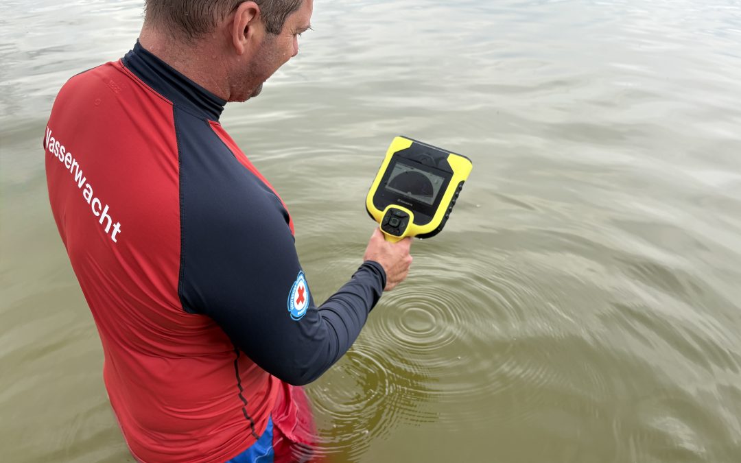 Mit Sonar und künstlicher Intelligenz: Wasserwacht trainiert neue Technik zur Suche unter Wasser