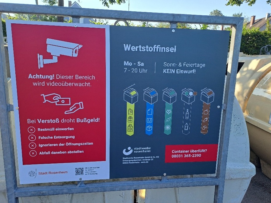 Was gehört in welchen Container? Rosenheimer Wertstoffinseln bekommen neue Schilder