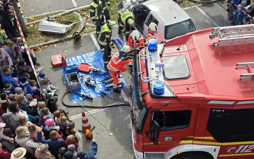 Blaulichttag in Holzkirchen lockt bis zu 2.500 Besucher an