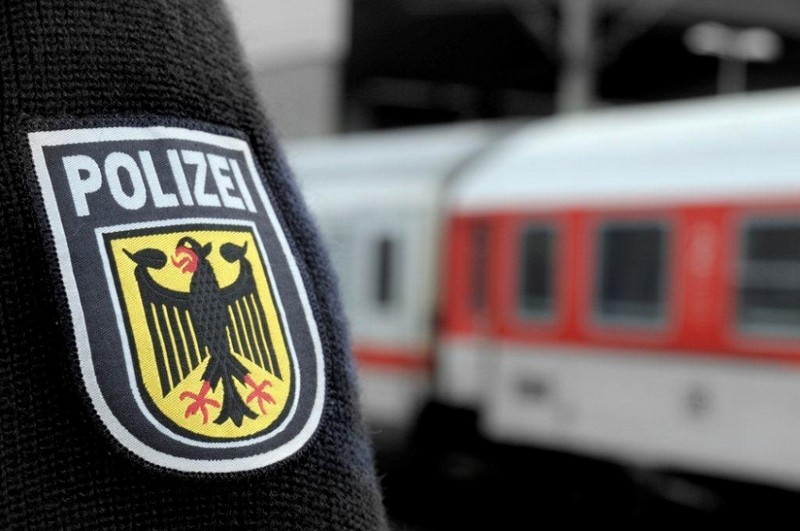 Mehrere Haftbefehle: Bundespolizei nimmt gesuchten Dieb bei Kiefersfelden fest