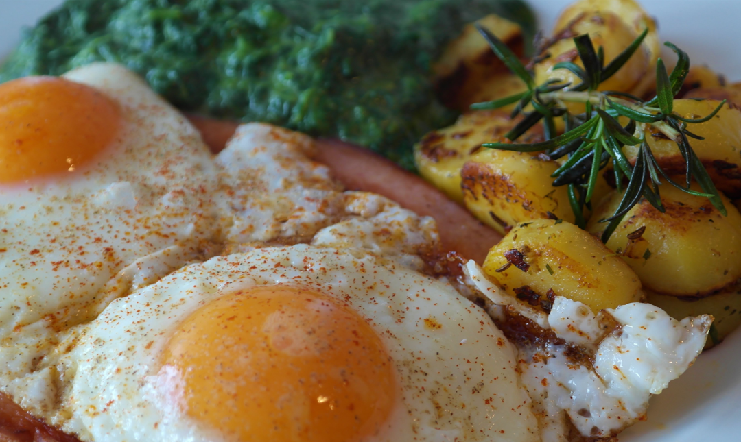 Gemeinsames Mittagessen im AWO-Mehrgenerationenhaus Rosenheim